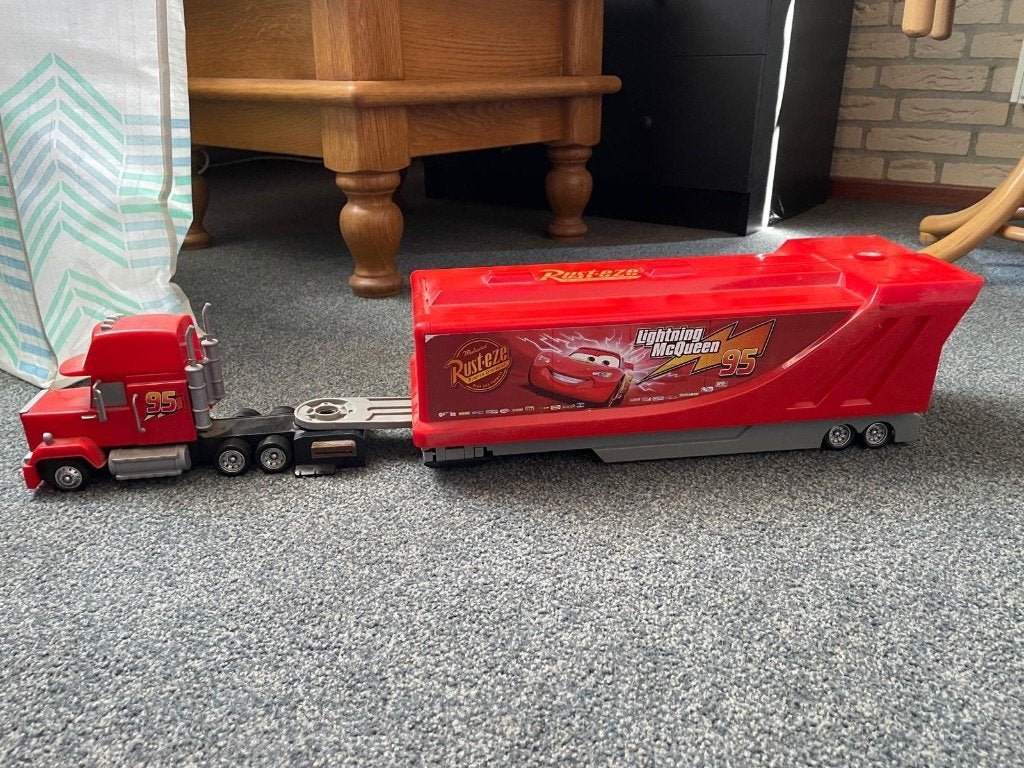 Lightning Mc Queen vrachtwagen, Ophalen of Verzenden, Gebruikt