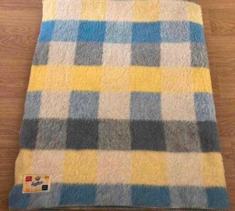 2 P. Zaalberg Leiden 100% scheerwollen deken | 180 X 230 cm, Geel, Tweepersoons, Ophalen of Verzenden, Deken of Dekbed