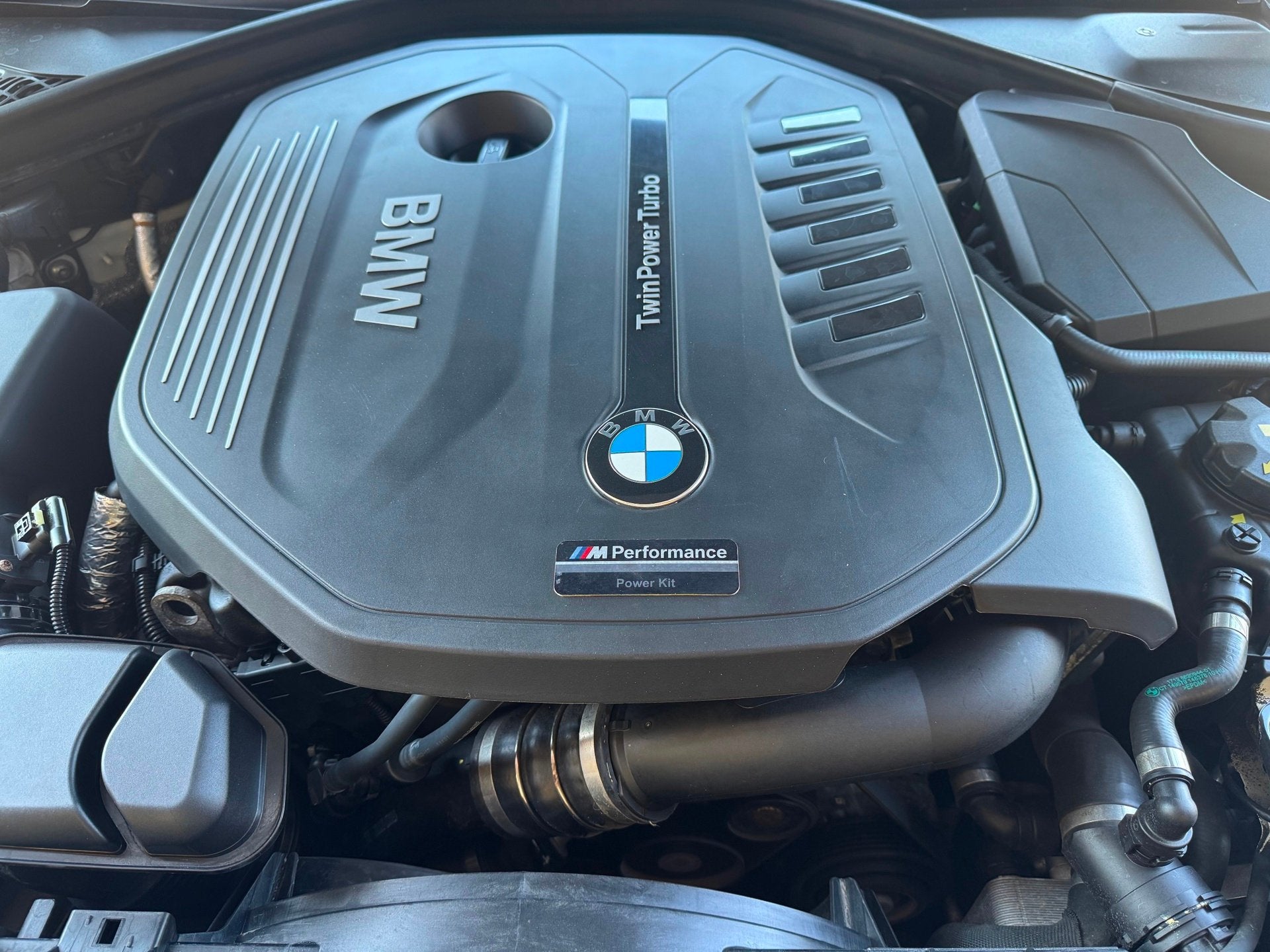 BMW 3-serie Touring 340i xDrive M Sport High Exe LCI Pano AC, Auto's, Automaat, Dealer onderhouden, Achterwielaandrijving, Euro 6