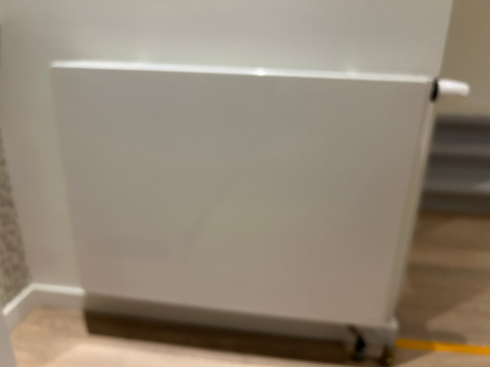 Radiator 81x60 cm met thermostaatkraan, Ophalen, 30 tot 80 cm, Gebruikt, Radiator