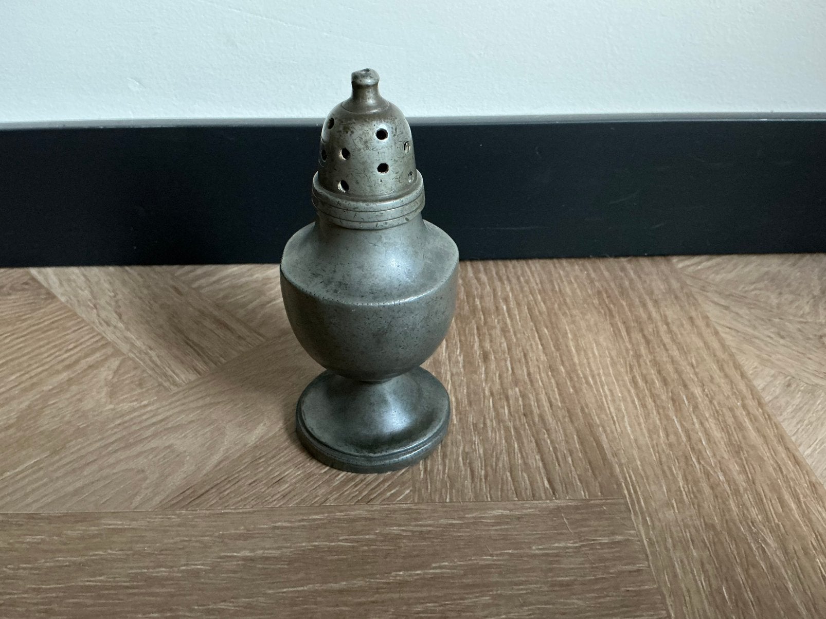 Antieke Tinnen zout strooierbrocante ,tinnen suikerstrooier, Verzenden
