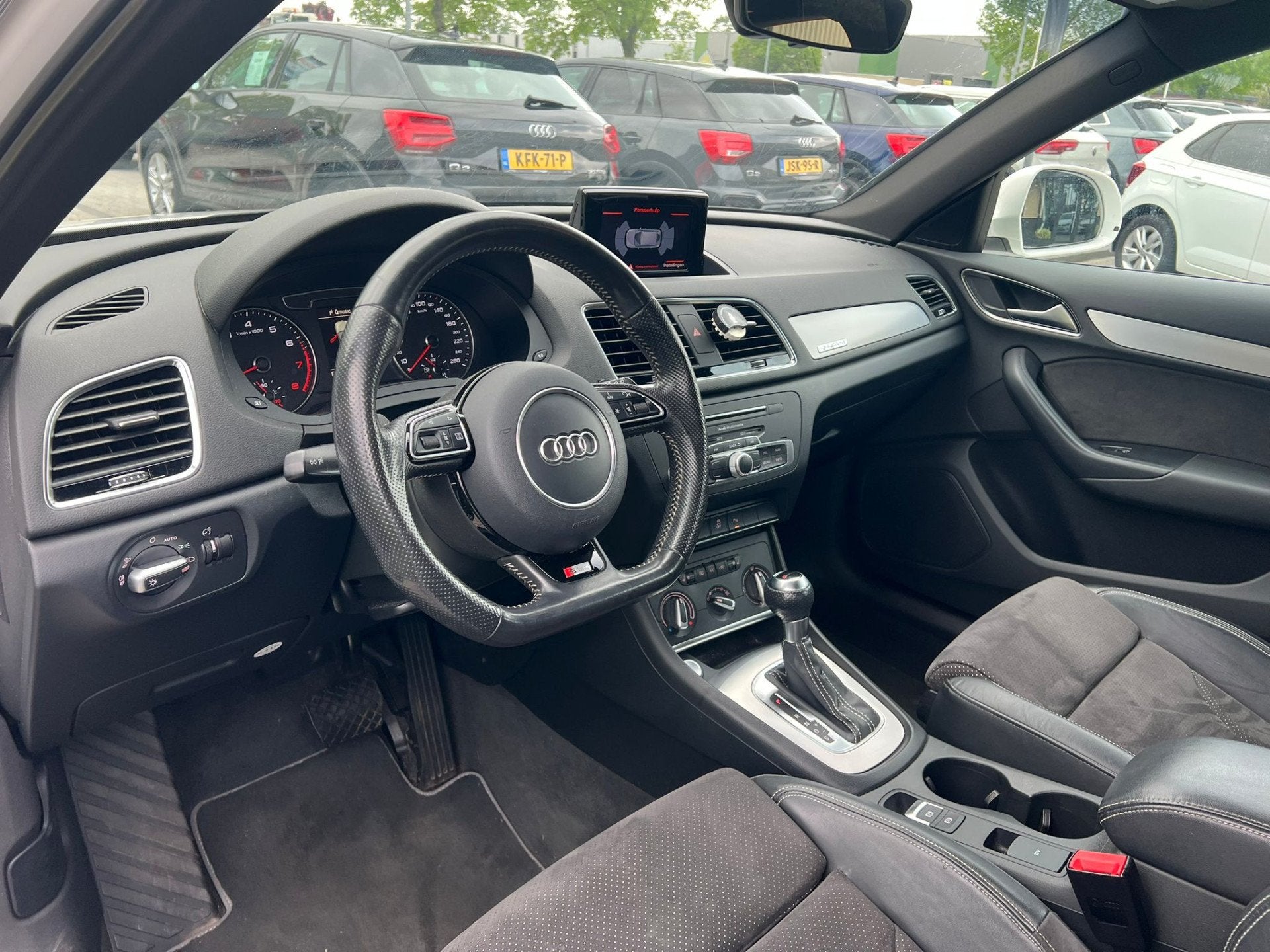 Audi Q3 2.0 TFSI quattro Sport Pro Line S navi, stoelverw, a, Auto's, Automaat, Automatische klimaatregeling, 15 km/l, Gebruikt