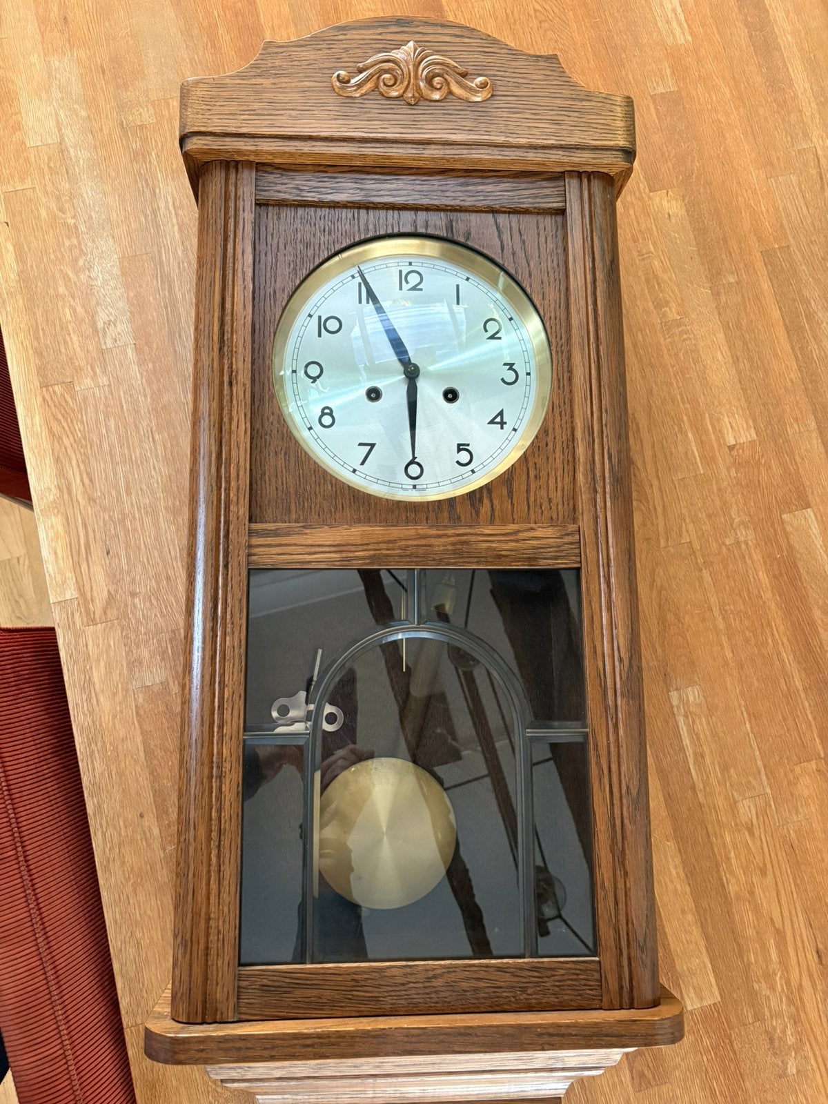Eiken wandklok bakregulateur, Ophalen