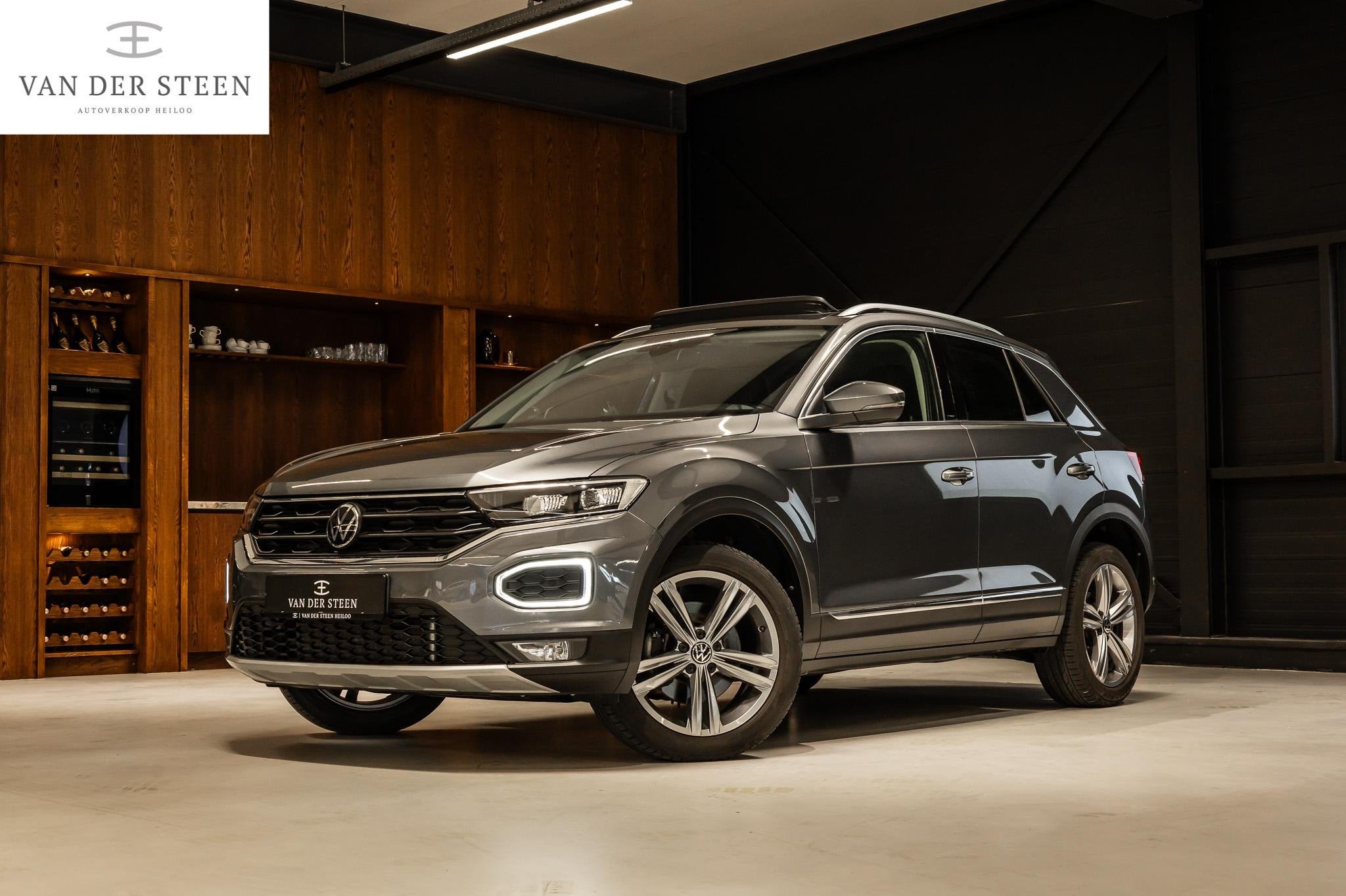 Volkswagen T-Roc 2.0 TSI 4Motion Sport Business R Schuifdak, Auto's, Volkswagen, Automaat, Gebruikt, 1984 cc, Bedrijf