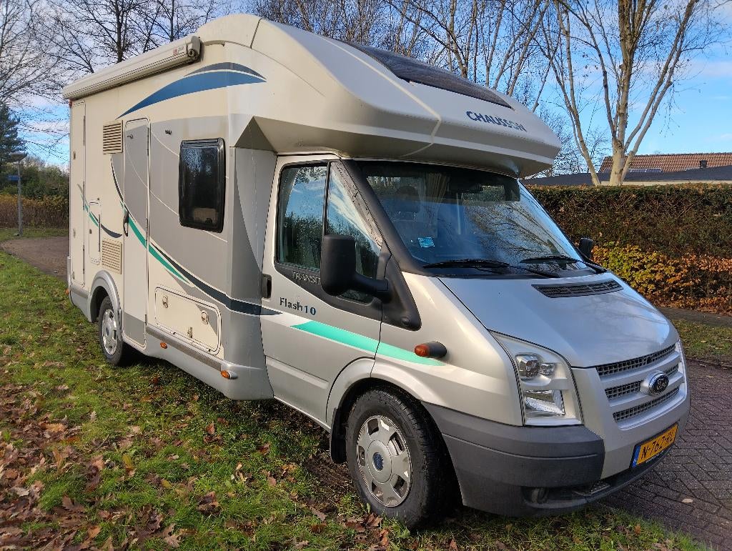 Chausson Flash 10 bj 2012 Euro 5, Caravans en Kamperen, Chausson, Particulier, Afzuigkap, Half-integraal