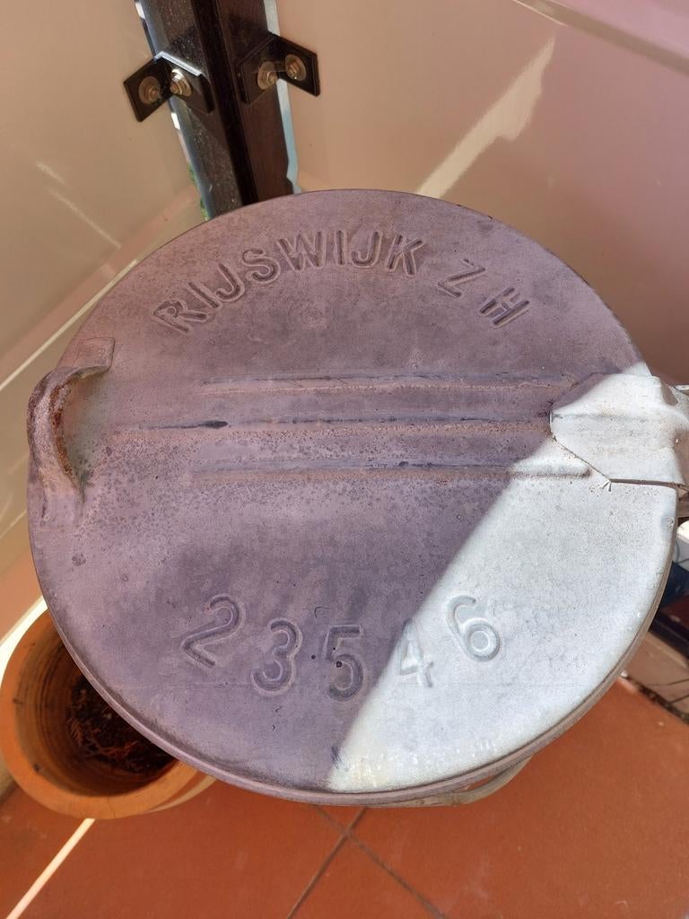 Antieke verzinkte asemmer met opdruk RIJSWIJK - 23546, Ophalen of Verzenden