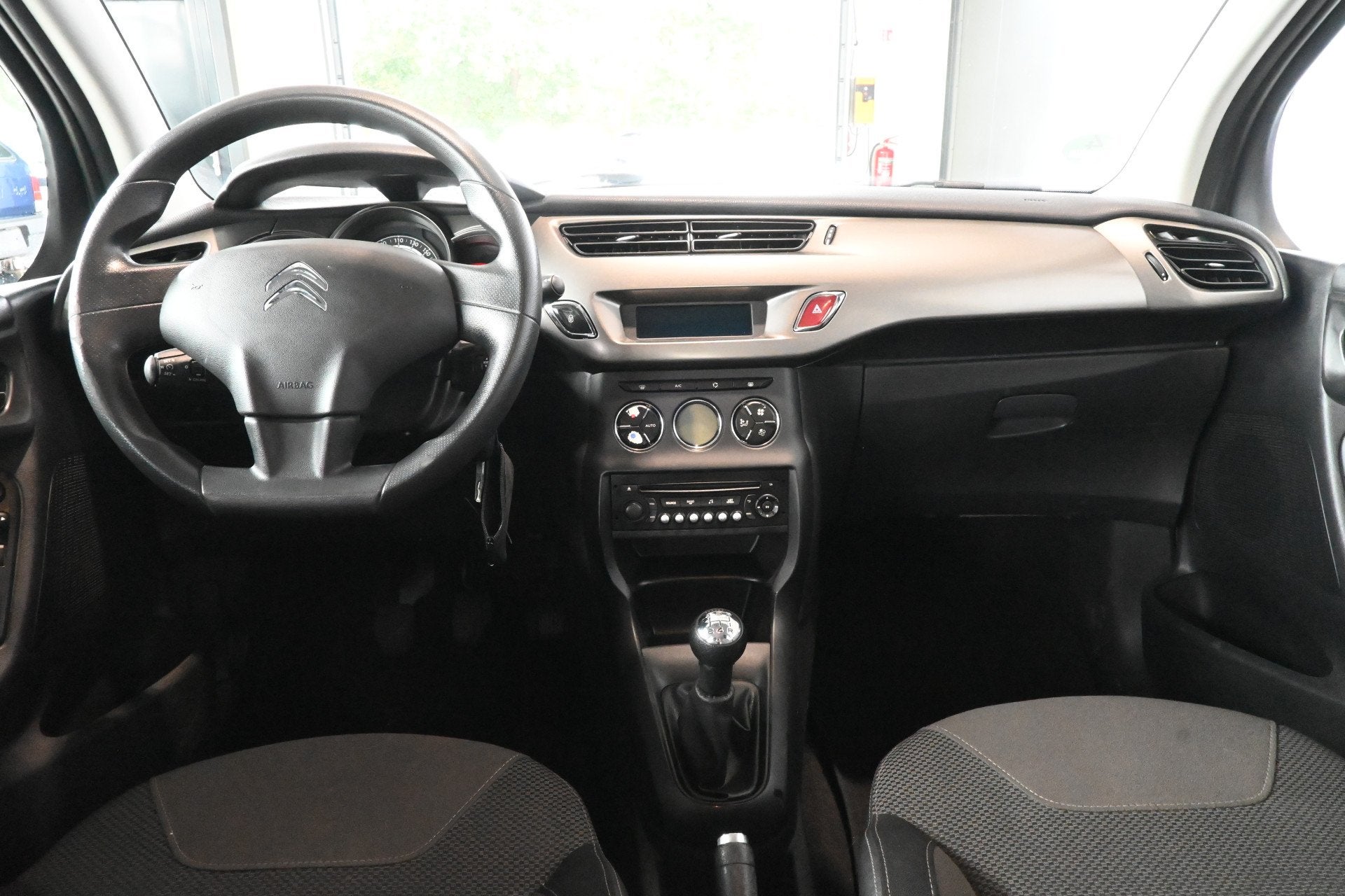 Citroën C3 1.2 Exclusive Clima Cruise Control Trekhaak Goed, Auto's, Voorwielaandrijving, Stof, Gebruikt, 1199 cc
