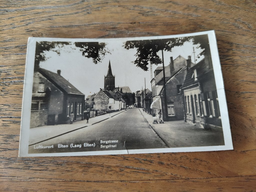 Fotokaart Elten bergstraat, Ophalen of Verzenden, 1920 tot 1940, Ongelopen, Noord-Brabant