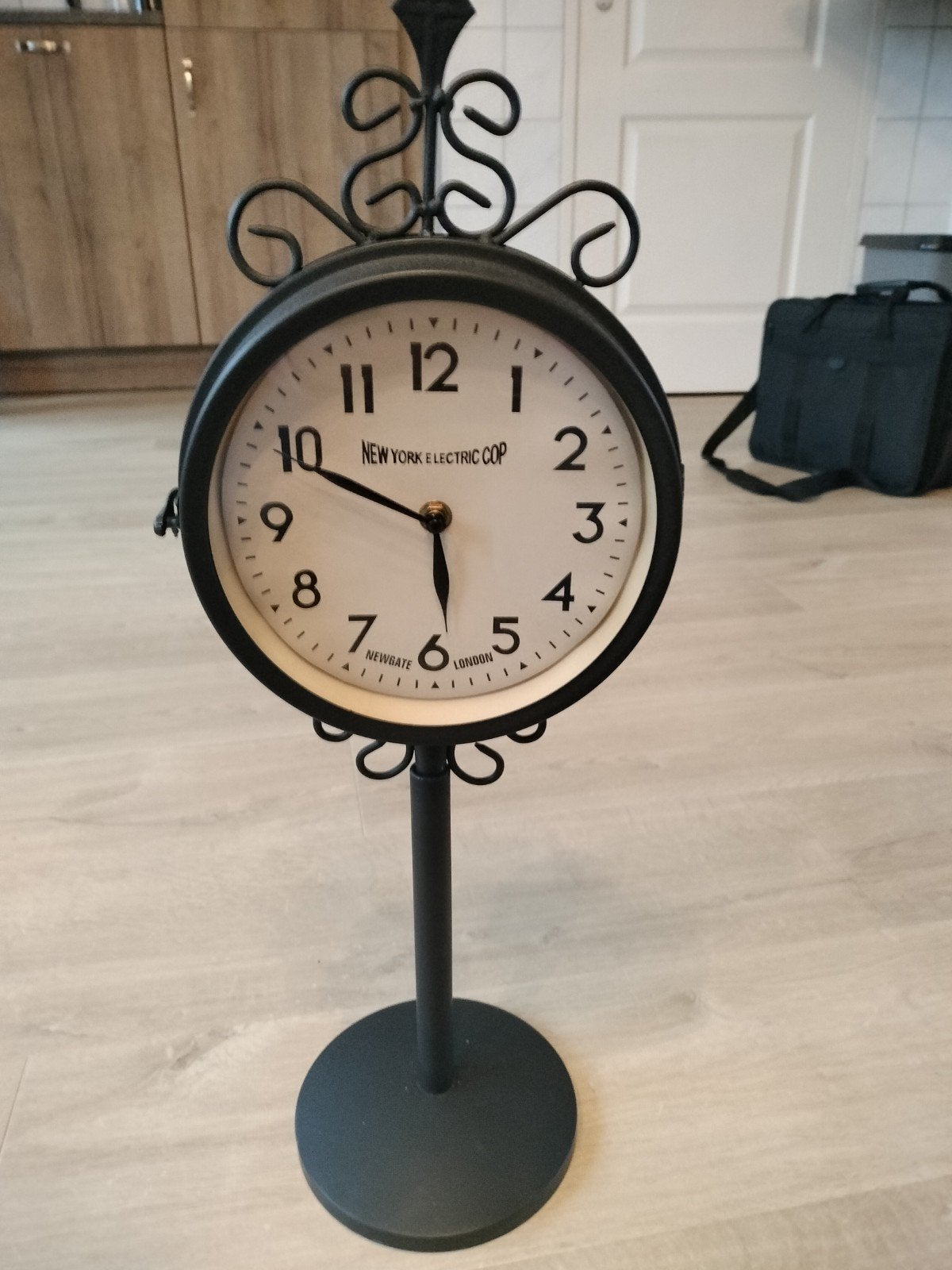 Staande klok, Huis en Inrichting, Woonaccessoires | Klokken, Ophalen, Analoog, Staande klok, Dubbelzijdig
