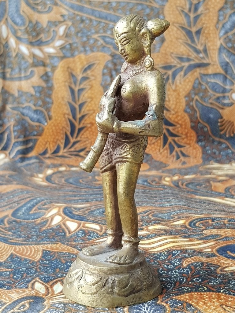 Mooi antiek Devi beeldje uit India van brons 13,3 cm., Antiek en Kunst, Handgemaakt, India, Ophalen of Verzenden, Brons