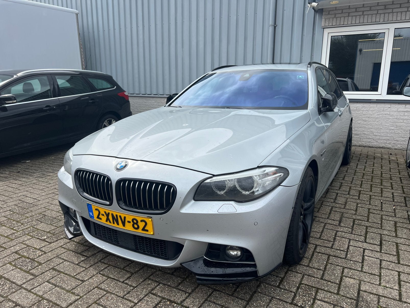 Gezocht BMW diesel met motorschade.