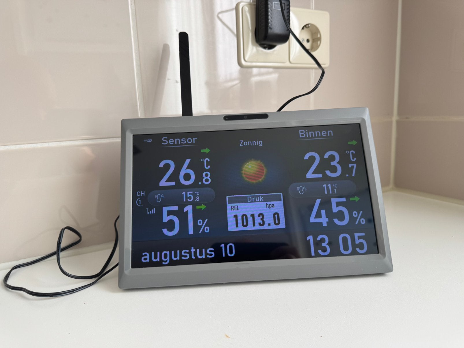 Weerstation (met digitale fotolijst), Ophalen of Verzenden, Zo goed als nieuw