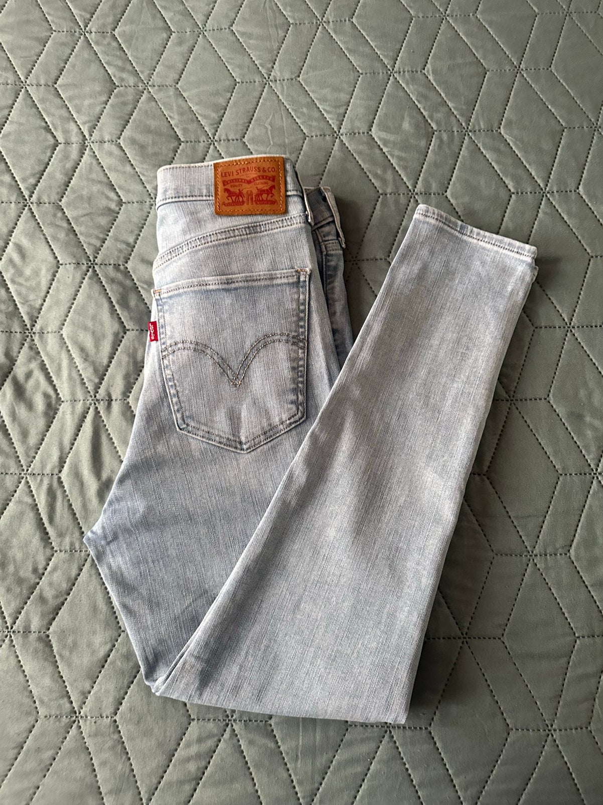 Levi’s, Ophalen of Verzenden, Zo goed als nieuw, Blauw, W28 - W29 (confectie 36)