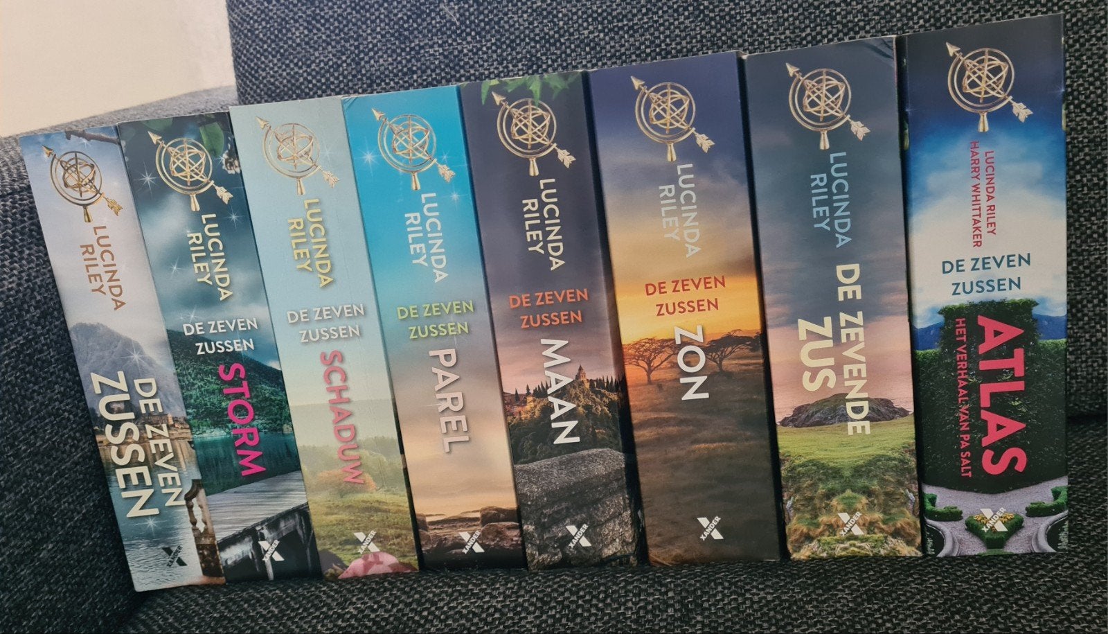 De Zeven Zussen complete serie - Lucinda Riley, Boeken, Romans, Ophalen, Zo goed als nieuw, Lucinda Riley, Nederland