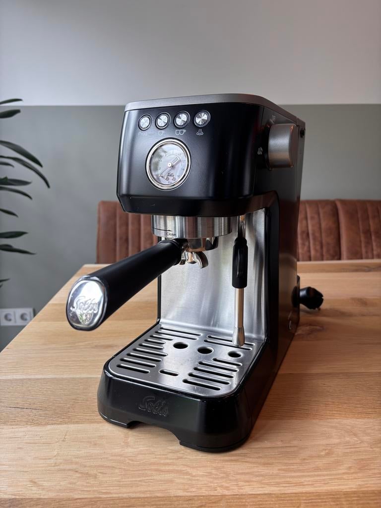 Solis Barista Perfetta incl veel accessoires, Ophalen, Afneembaar waterreservoir, Espresso apparaat, Gemalen koffie
