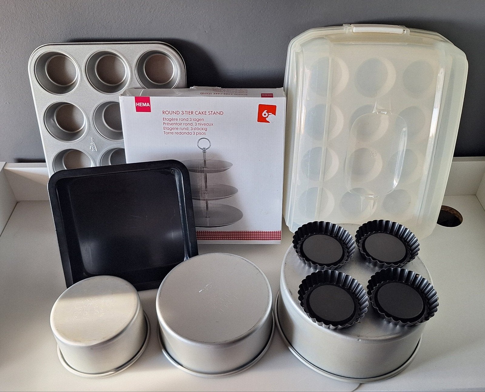 Diverse bakvormen taarten & cupcakes maken, Ophalen of Verzenden, Gebruikt, Taarten of Cupcakes, Bakvorm