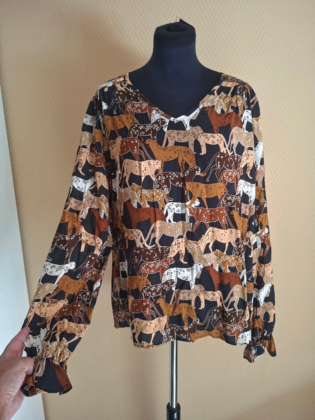 Leuke Geisha Blouse Maat 42 met dierenprint, Geisha, Meerkleurig, Maat 42/44 (L), Ophalen of Verzenden