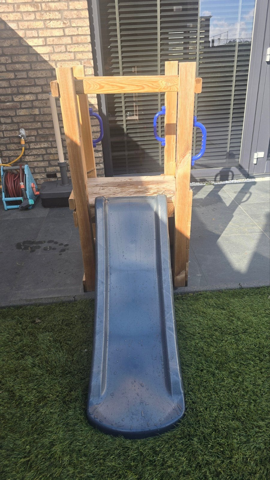 Houten speeltoestel met glijbaan en klimwand, Kinderen en Baby's, Ophalen, Gebruikt, Glijbaan