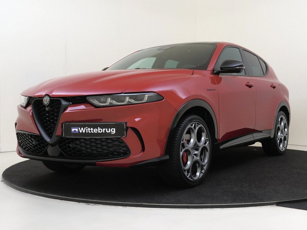Alfa Romeo Tonale 1.3T PHEV Veloce (bj 2023, automaat), 77 km/l, 4 cilinders, 700 kg, 122 pk