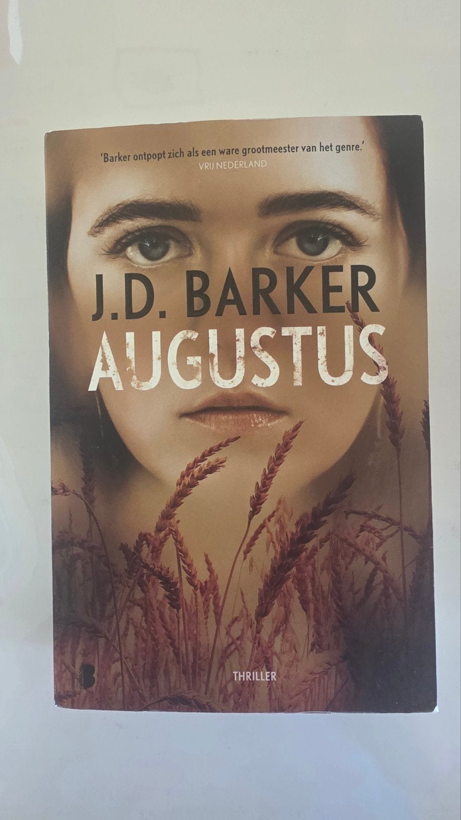 J.D. Barker - Augustus (Thriller), Ophalen of Verzenden, Gelezen, J.D. Barker, Nederland