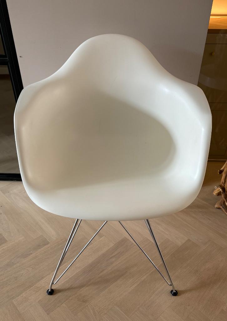 Herman Miller | Eames | Kleur 04 | x 2, Huis en Inrichting, Bureaustoelen, Ophalen, Gebruikt, Wit, Bureaustoel
