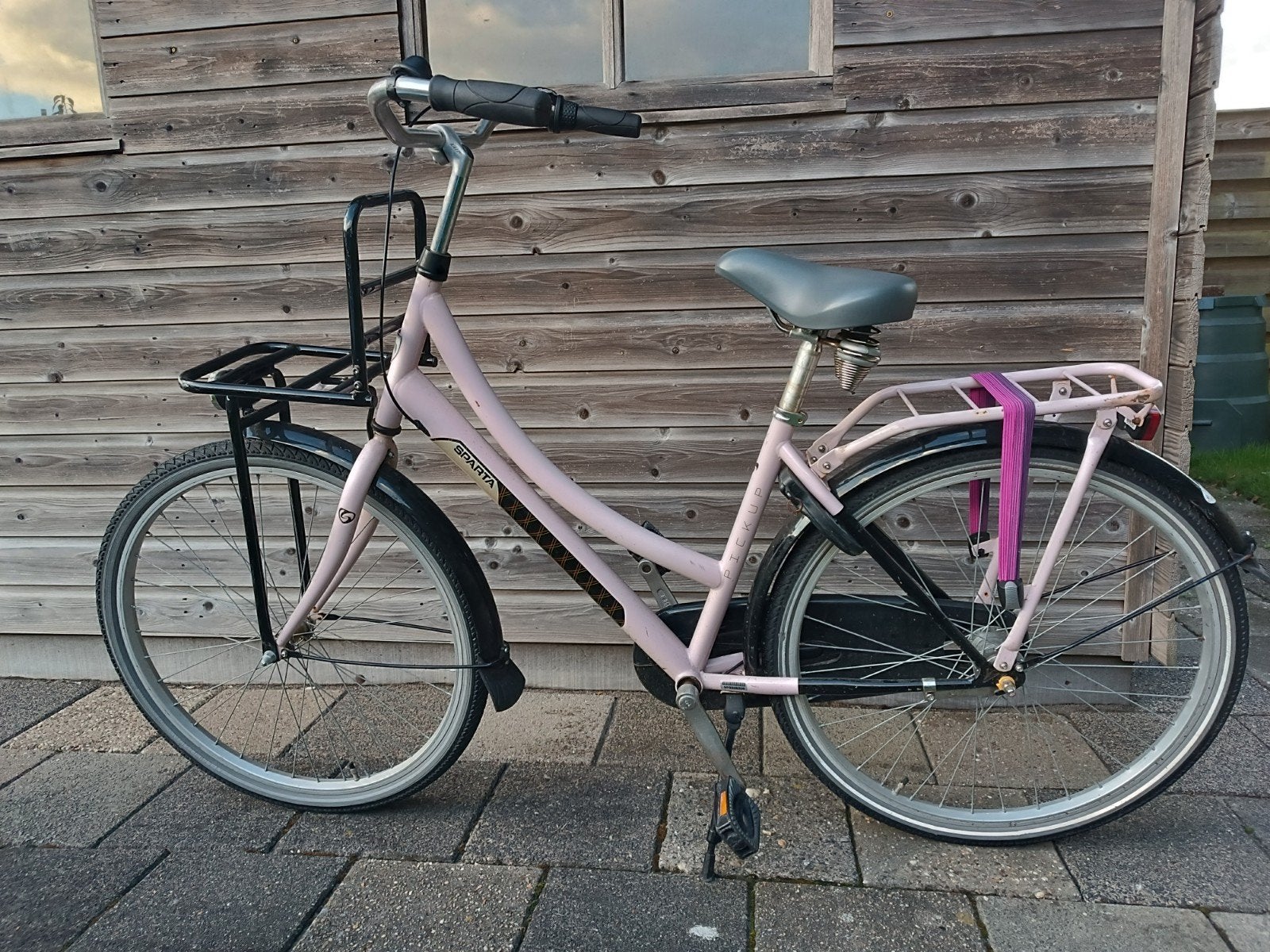 Sparta 26 inch Meidenfiets - Roze met Voordrager, Fietsen en Brommers, Terugtraprem, Sparta, Gebruikt, Versnellingen