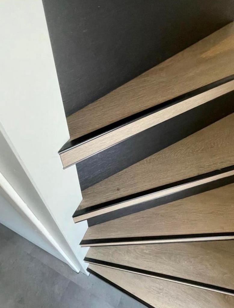 Foto 7 van Trap tapijt verwijderen