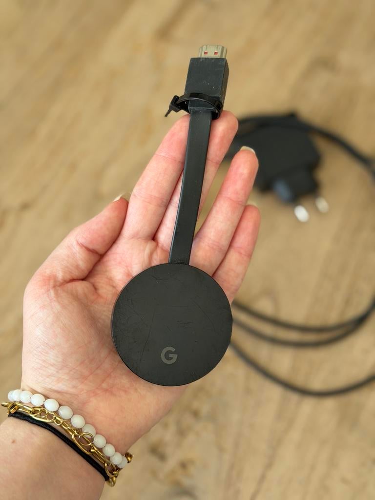 Google Chromecast Ultra 4K met adapter, Ophalen of Verzenden, Gebruikt, HDMI, Zonder harde schijf