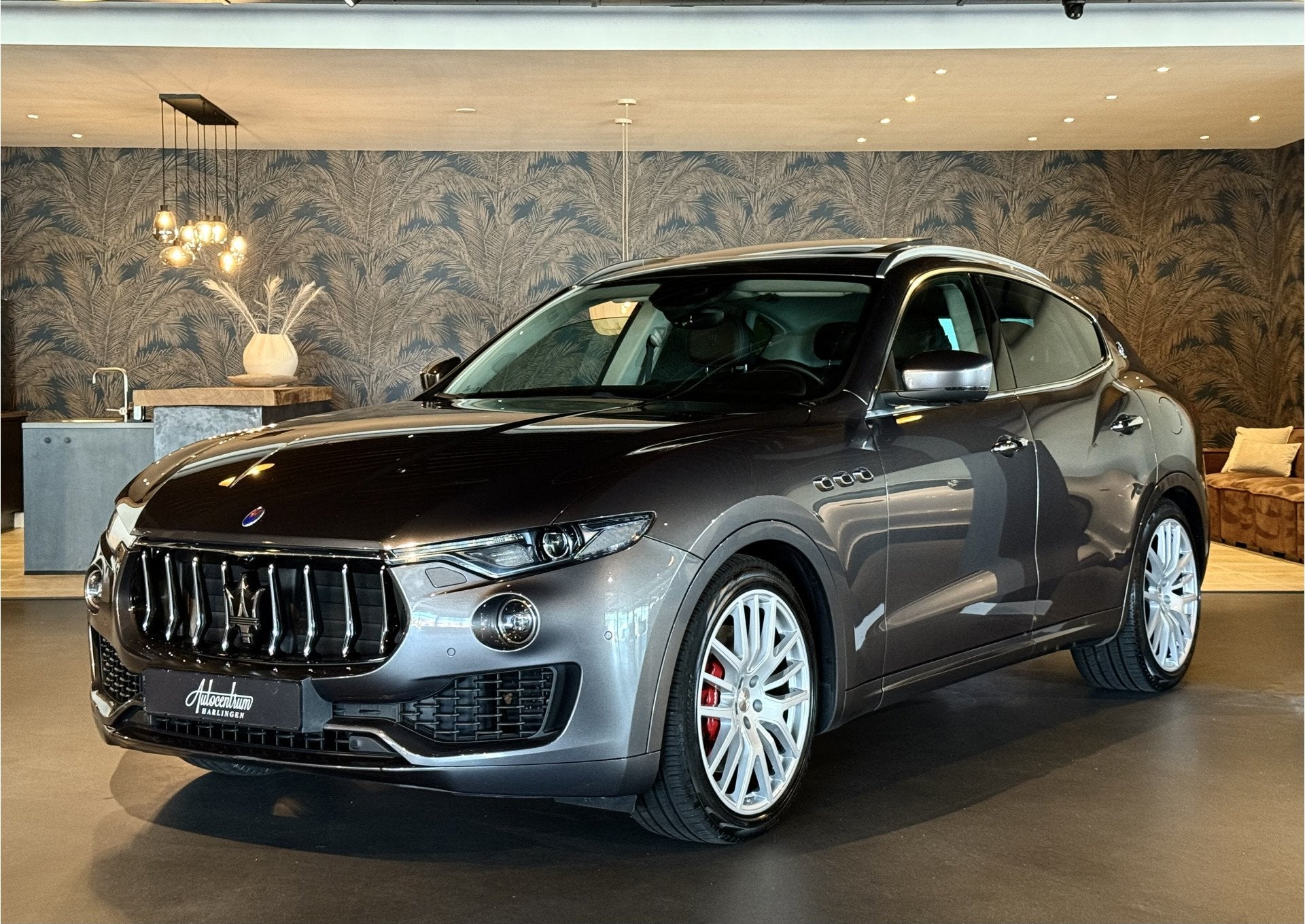 Maserati Levante 3.0 V6 S AWD I 430PK I Pano I H&K, 430 pk, Gebruikt, Euro 6, 138 €/maand