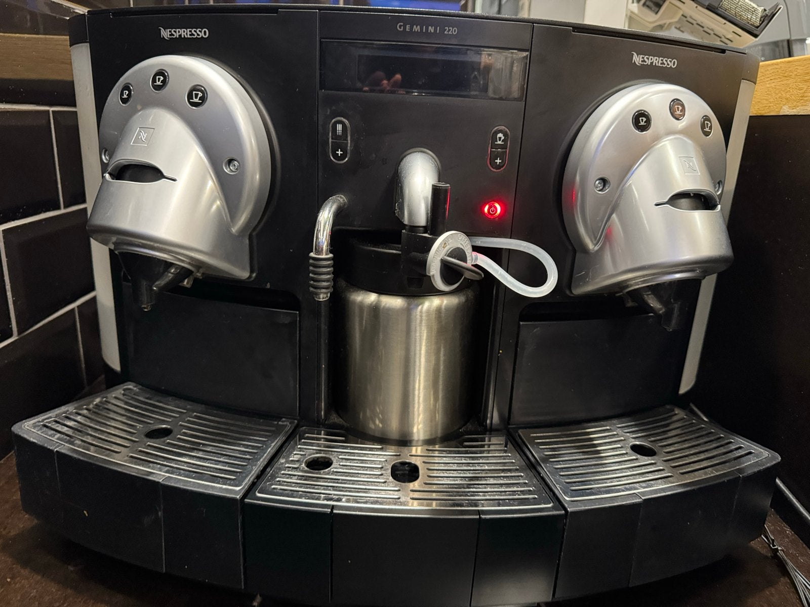 Nespresso Gemini CS223 professionele koffiemachine
