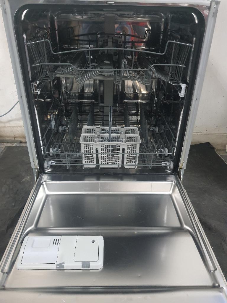 Inbouw Whirlpool 60cm vaatwasser werkt Uitstekend, Witgoed en Apparatuur, Vaatwasmachines, Ophalen, Minder dan 85 cm, Energieklasse A of zuiniger