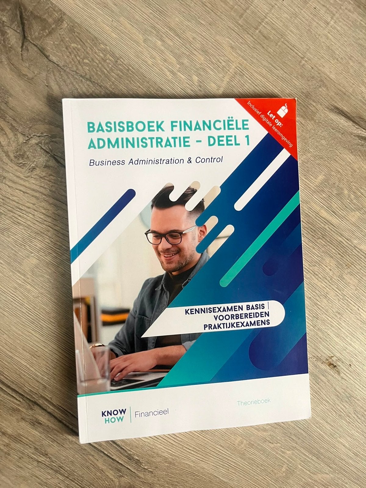 Basisboek Financiële Administratie - Deel 1, Ophalen of Verzenden, Gamma, Zo goed als nieuw, MBO