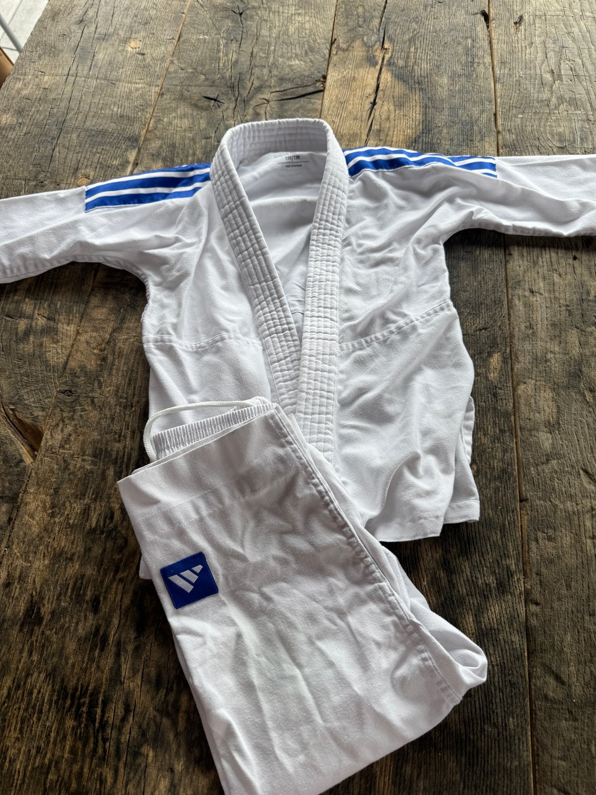 Adidas Judo Pak Maat 128 (120/130), Ophalen of Verzenden, Zo goed als nieuw, Jongen of Meisje, Sport- of Zwemkleding