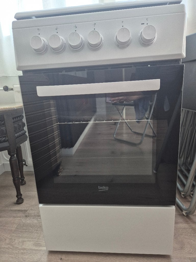 Fornuis beko gas koken, elektrisch oven NIEUW, Ophalen, Nieuw, 4 kookzones, Gas
