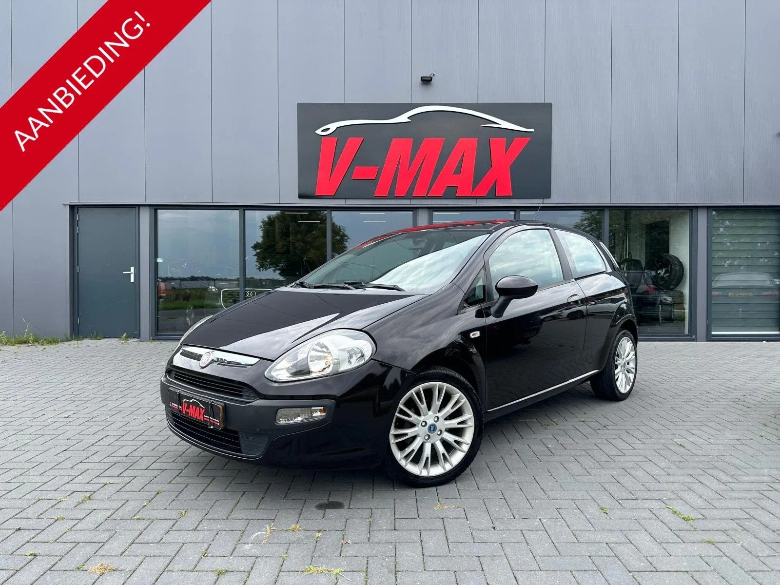 Fiat Punto Evo 1.4 16V 105PK Multiair Dynamic Airco Isofix 1, Auto's, Fiat, Voorwielaandrijving, Euro 5, Stof, Zwart
