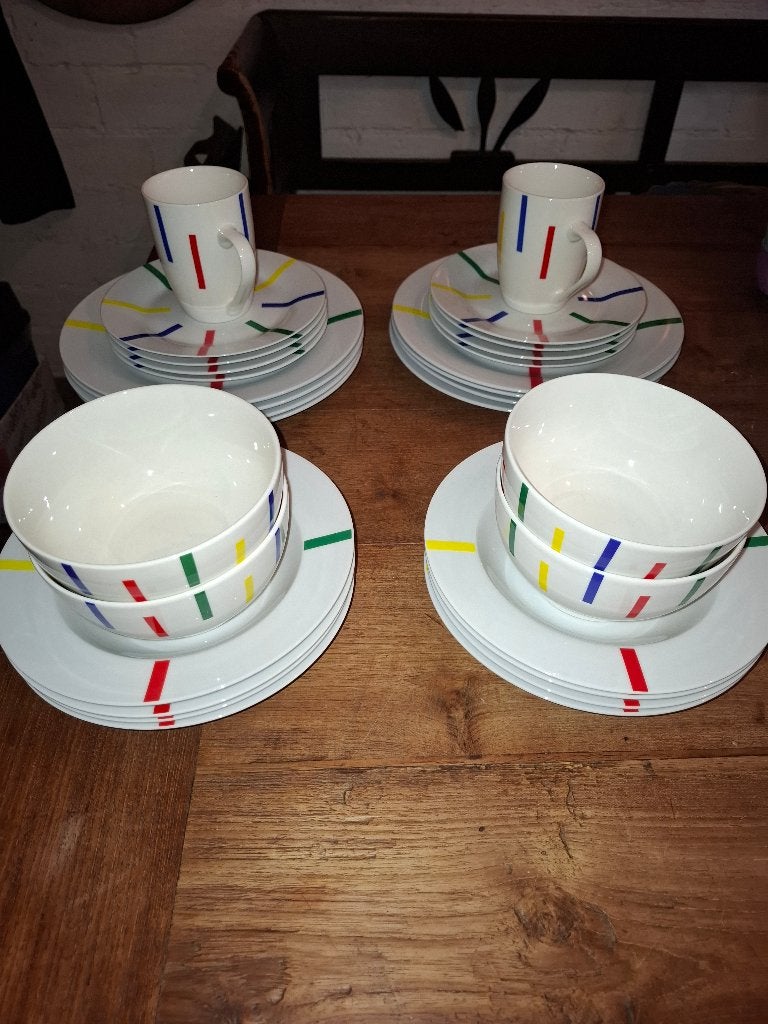 Servies united colors of benneton, Overige merken, Overige typen, Ophalen of Verzenden, Zo goed als nieuw