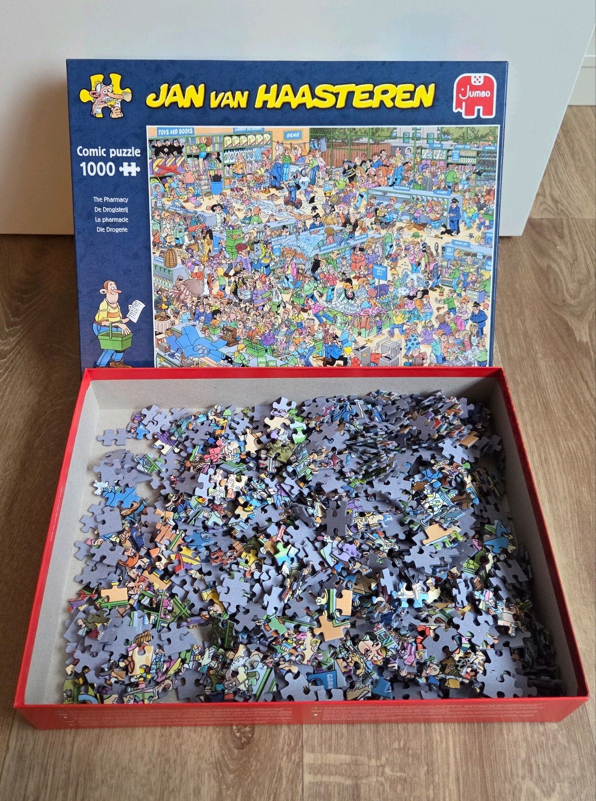Jan van Haasteren puzzel - De drogisterij, Ophalen of Verzenden, 500 t/m 1500 stukjes, Zo goed als nieuw, Legpuzzel