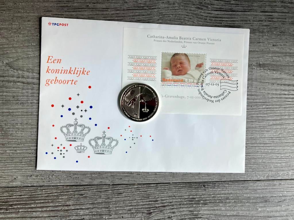 Herdenkingsmunt en eerste dag envelop geboorte Amalia, Verzamelen, Ophalen of Verzenden, Zo goed als nieuw, Postzegel(s) of Munt(en)