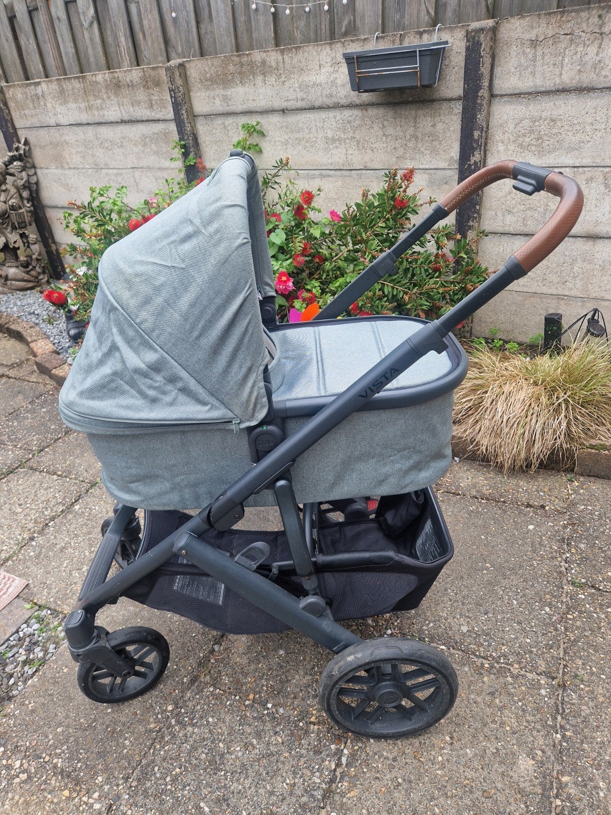 UPPAbaby Vista V2 Combiwagen - Zo goed als nieuw, Kinderen en Baby's, Zo goed als nieuw, Combiwagen, Verstelbare duwstang, Ophalen