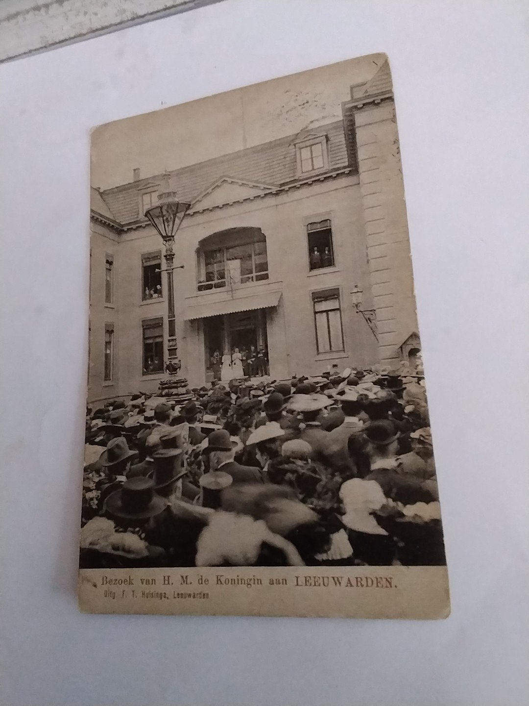 Oude briefkaart bezoek Koningin Wilhelmina Leeuwarden 1905, Verzamelen, Ophalen of Verzenden, Voor 1920