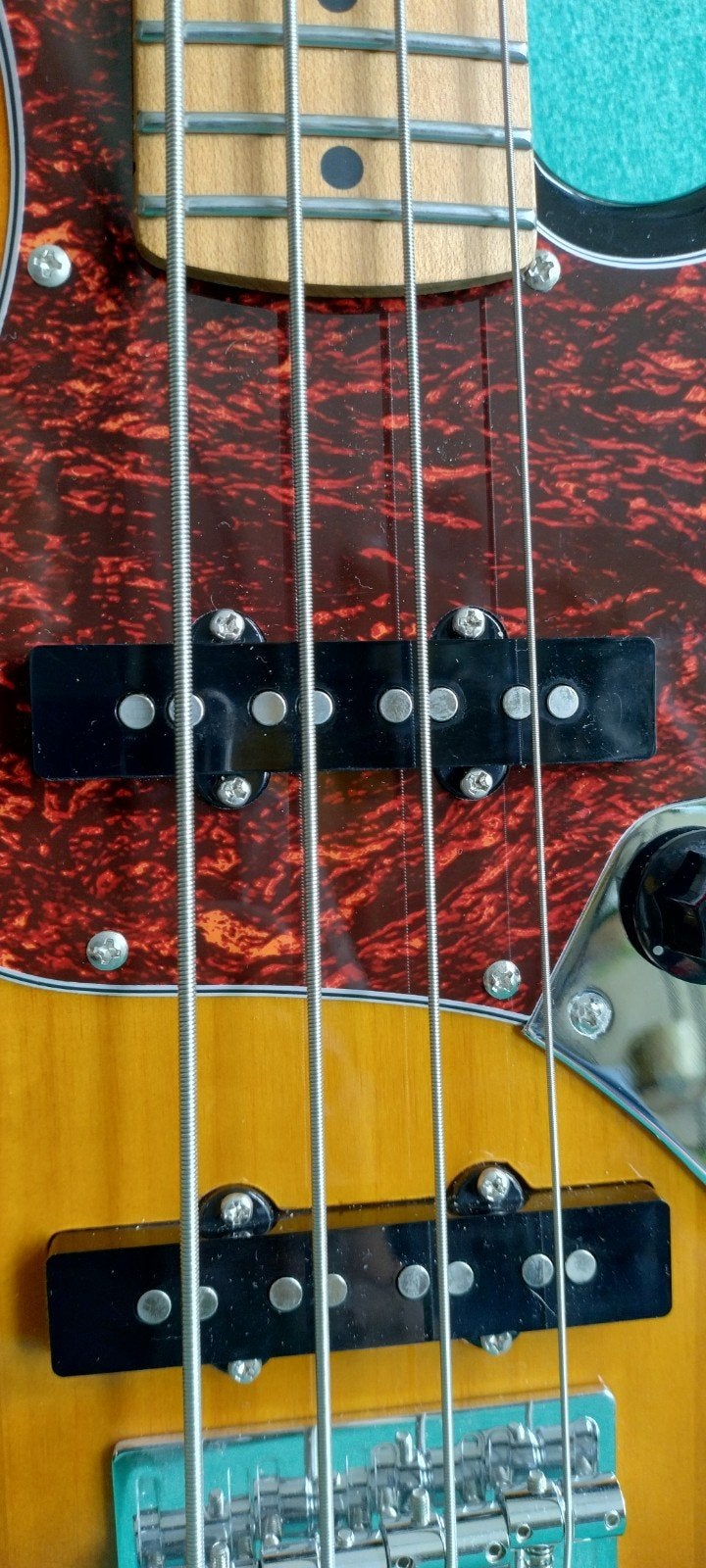 Foto 12 van Flight Jazz Bass - Zo goed als nieuw