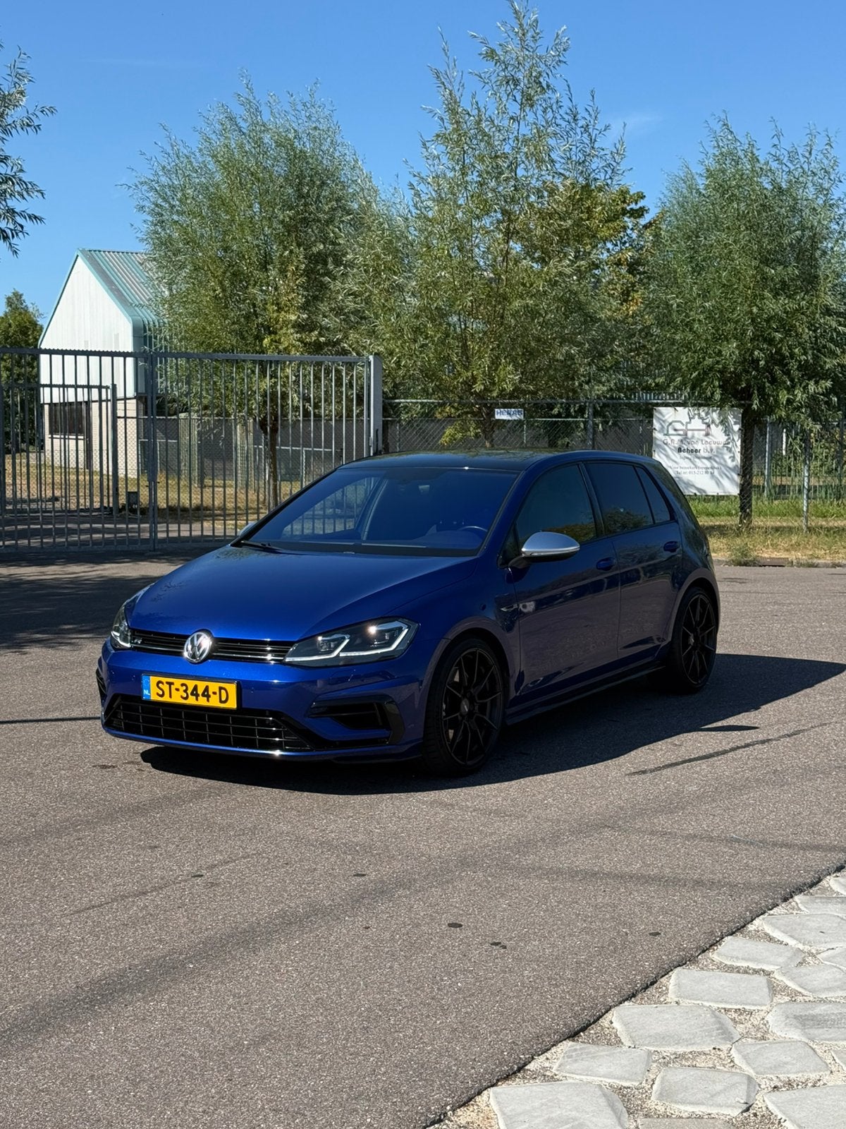 Volkswagen Golf R 2.0 TSI 4Motion 7-DSG 5D lapiz Blue, Auto's, Automaat, Lichtsensor, Zwart, 4 cilinders