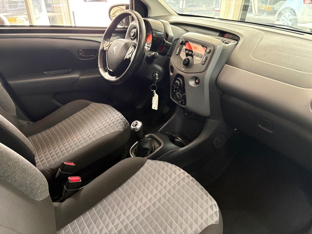 Peugeot 108 1.0 E-VTI Airco Multimedia USB NL auto NAP, Gebruikt, Met garantie (alle), 4 stoelen, Origineel Nederlands