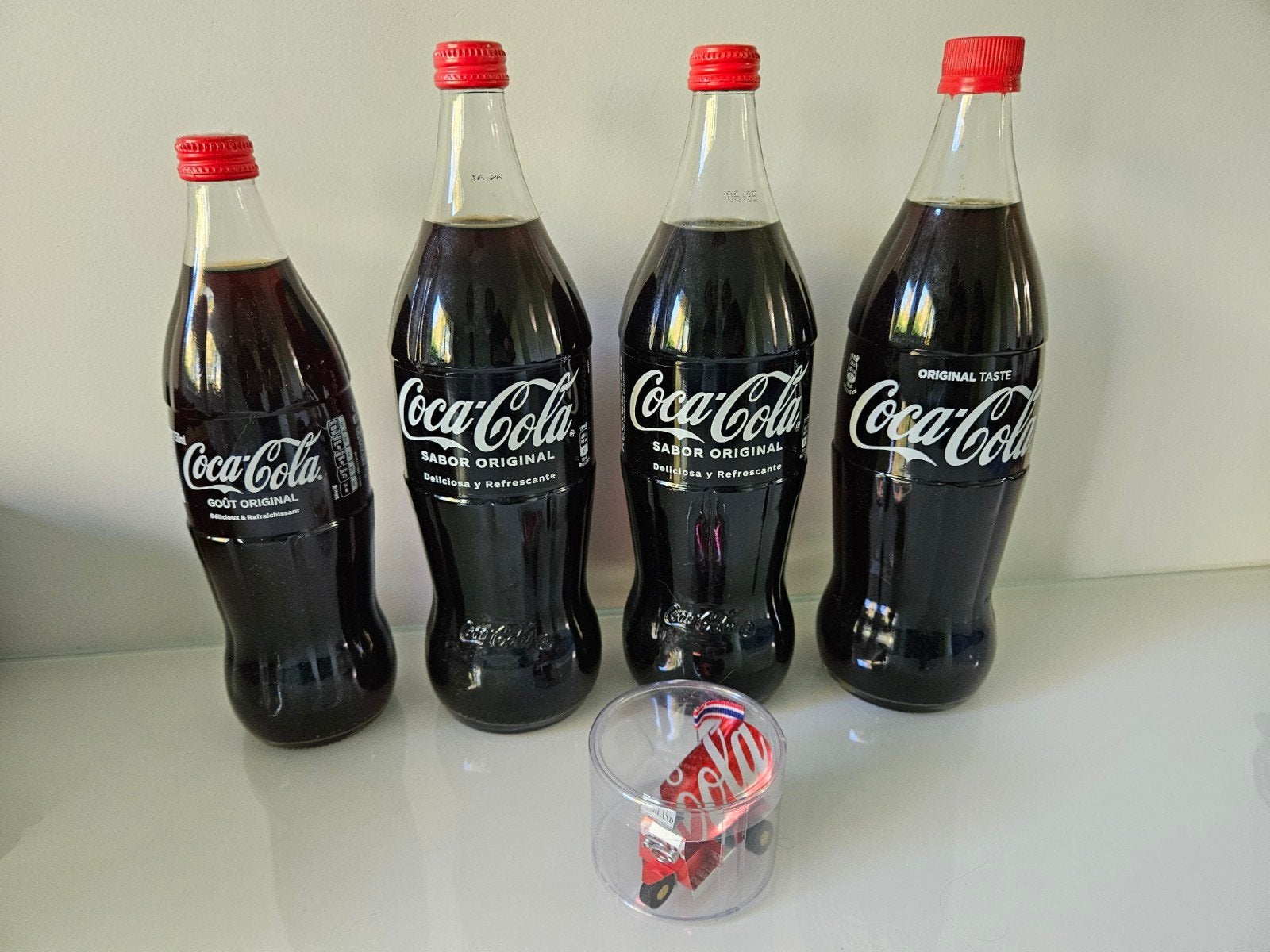 Originele glazen Coca Cola flessen, Verzamelen, Ophalen of Verzenden, Nieuw, Gebruiksvoorwerp