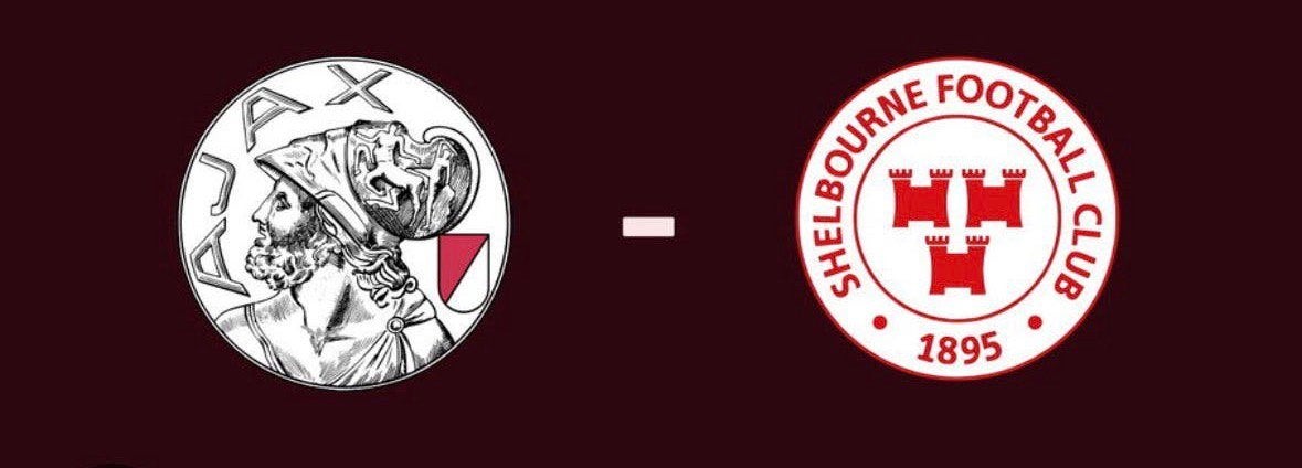 Ajax - Shelbourne 422 rij 2, Twee personen