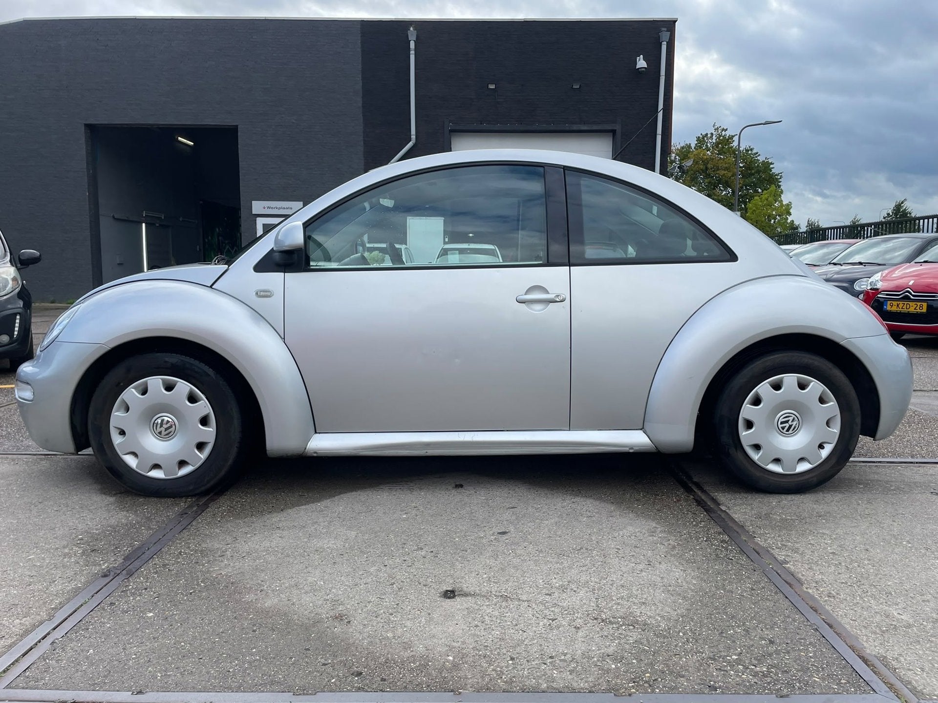 Volkswagen New Beetle 2.0 Highline, Auto's, Gebruikt, Beetle (Kever), 4 cilinders, 1984 cc