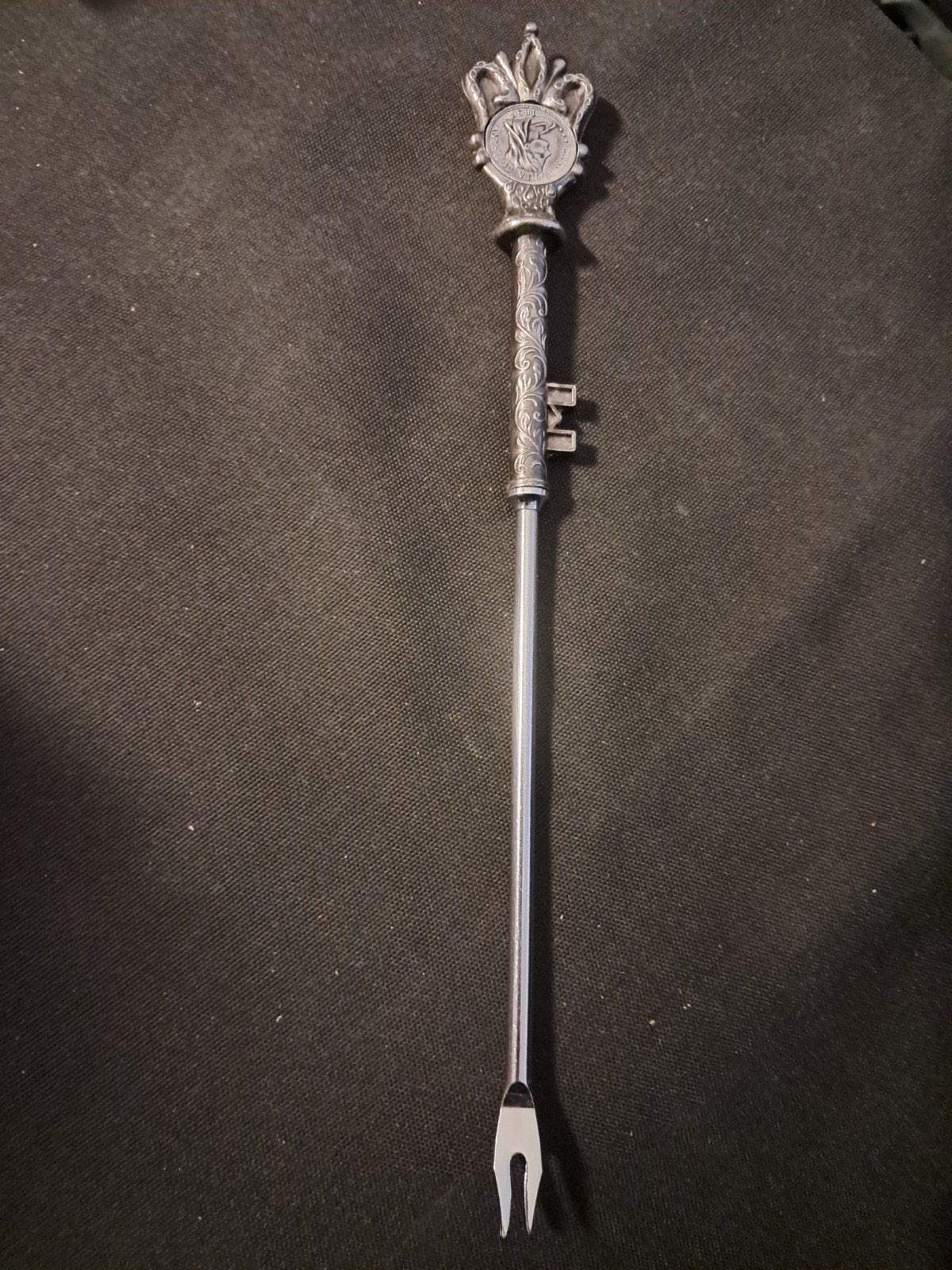 Antiek zilver zuurvorkje met East India Company munt 185, Antiek en Kunst, Ophalen of Verzenden