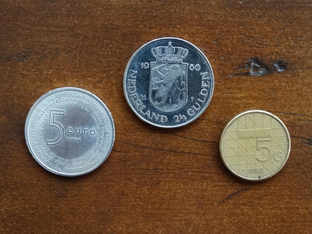 5 gulden 1988, 5 euro 2004, 2,5 gulden 1980, Postzegels en Munten, Munten | Nederland, Verzenden, Koningin Beatrix, 2½ gulden