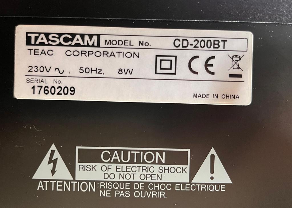 TASCAM CD-200BT CD-speler met Bluetooth, Ophalen, Zo goed als nieuw, Overige merken, Met radio
