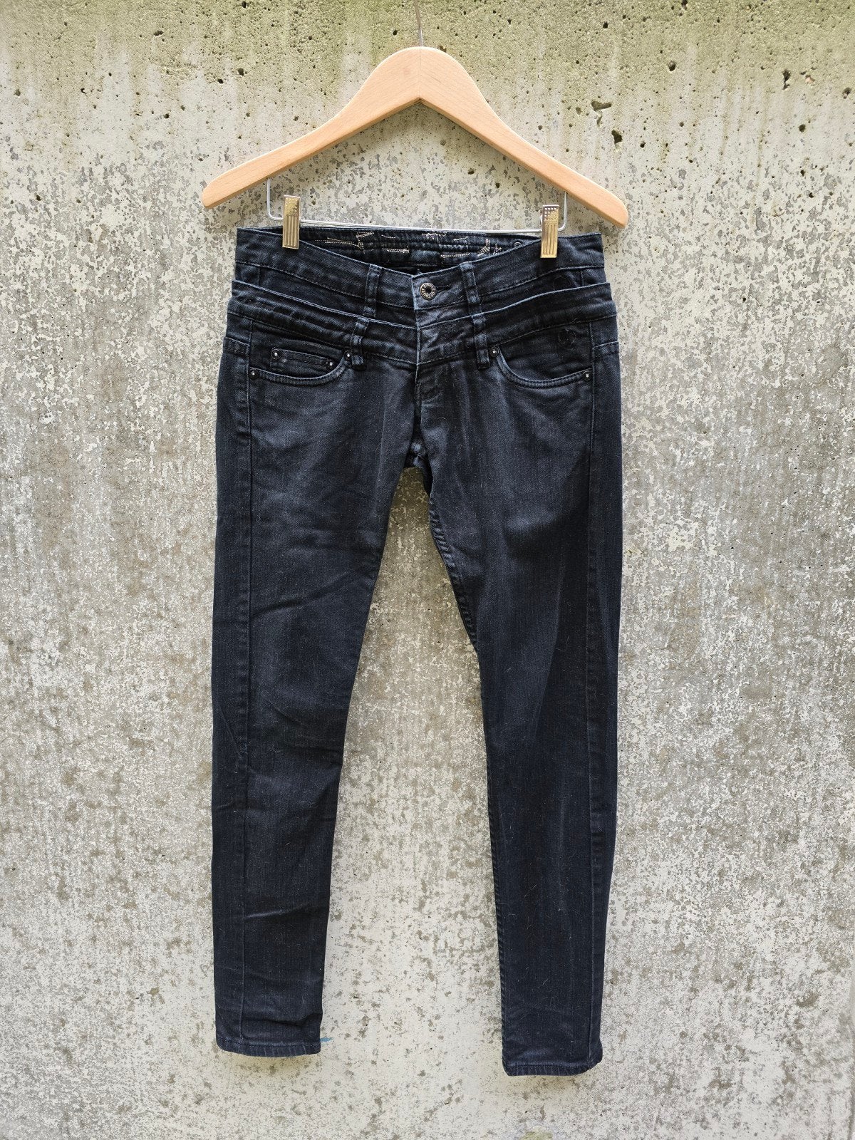 Circle of trust style faith zwarte jeans maat 27, Zwart, Ophalen of Verzenden, Zo goed als nieuw, W27 (confectie 34) of kleiner